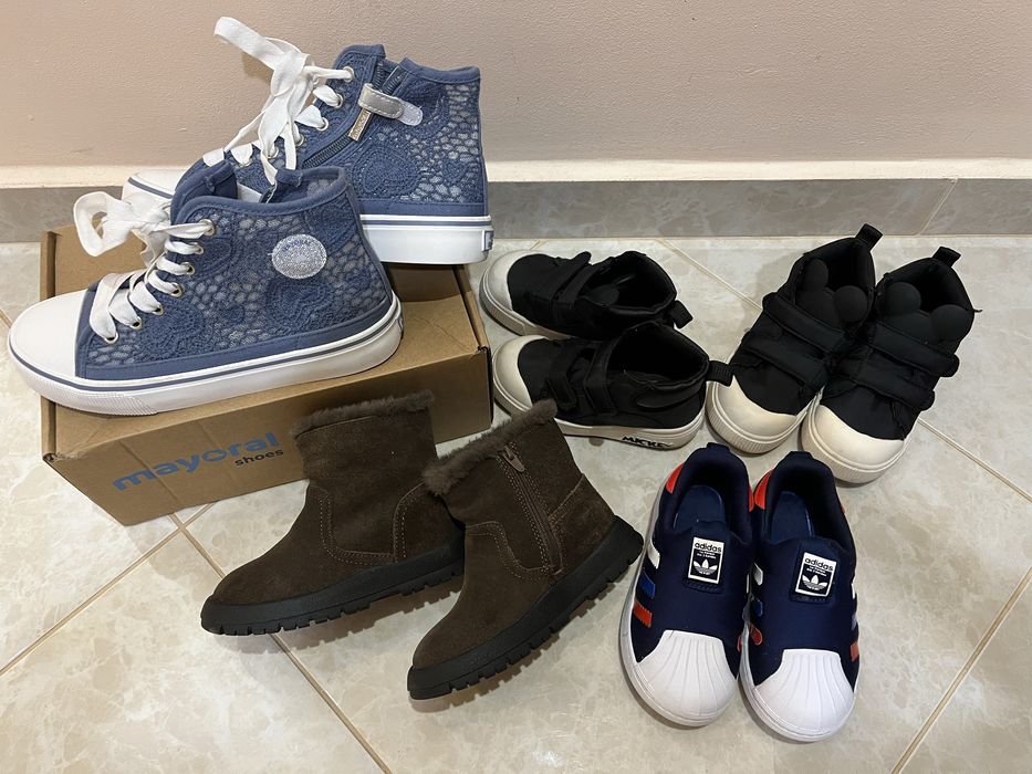 Ботички естествен велур Zara