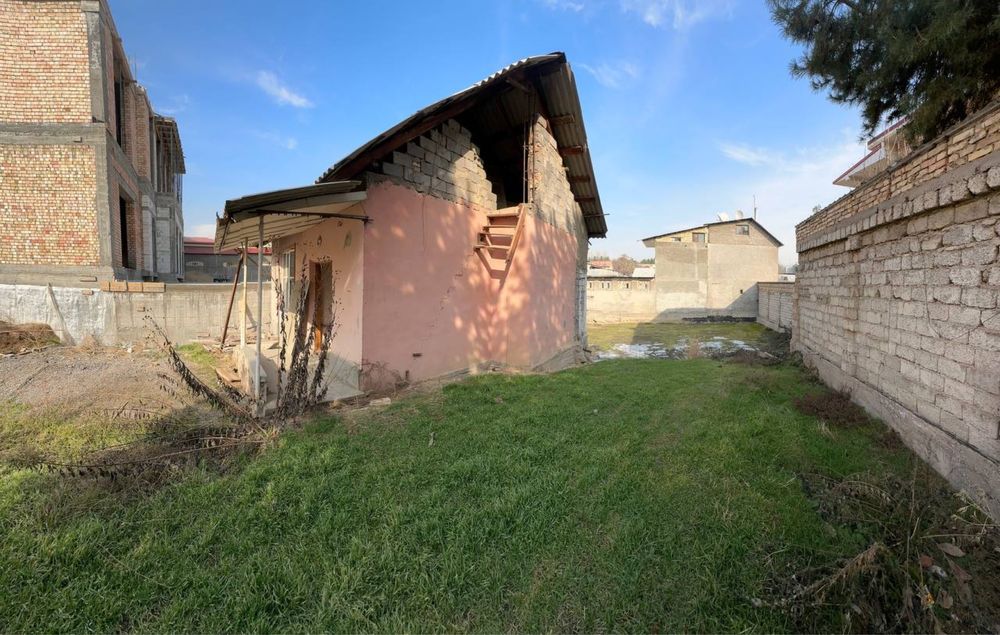 Участок продажа  Ориентир: Ул Шукура Бурханова 7.5 соток