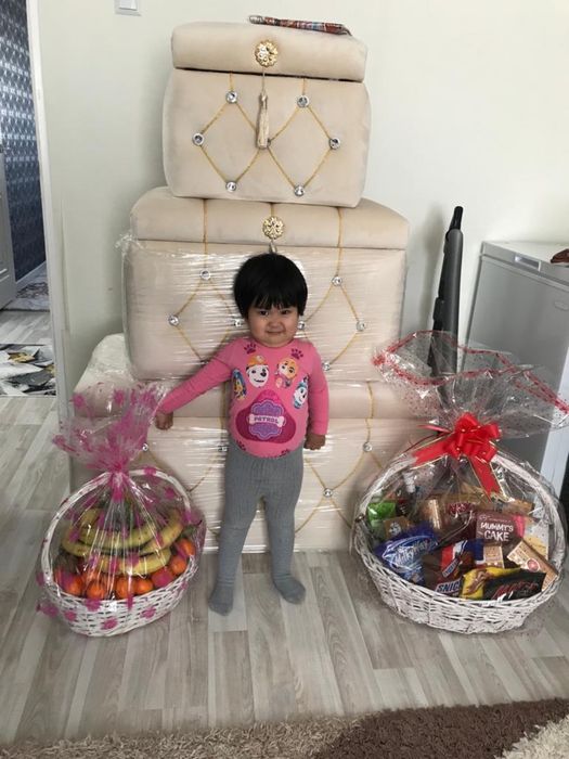 Тройка сундук с ножками