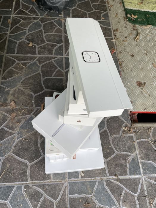 Cutii iPhone (diferite modele) , iPad, iWatch, MacBook Air