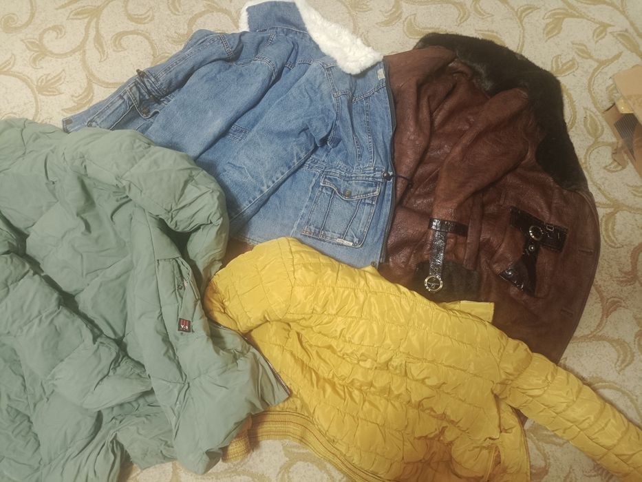 Продаются куртки