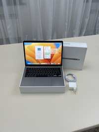 MacBook Air 13 2020 полный комплект 90% акб ноутбук макбук