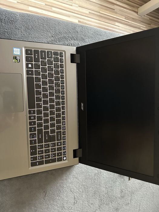 Laptop Acer Aspire V5-591G -i5-6300HQ-GeForce GTX 950M piese/reparatie