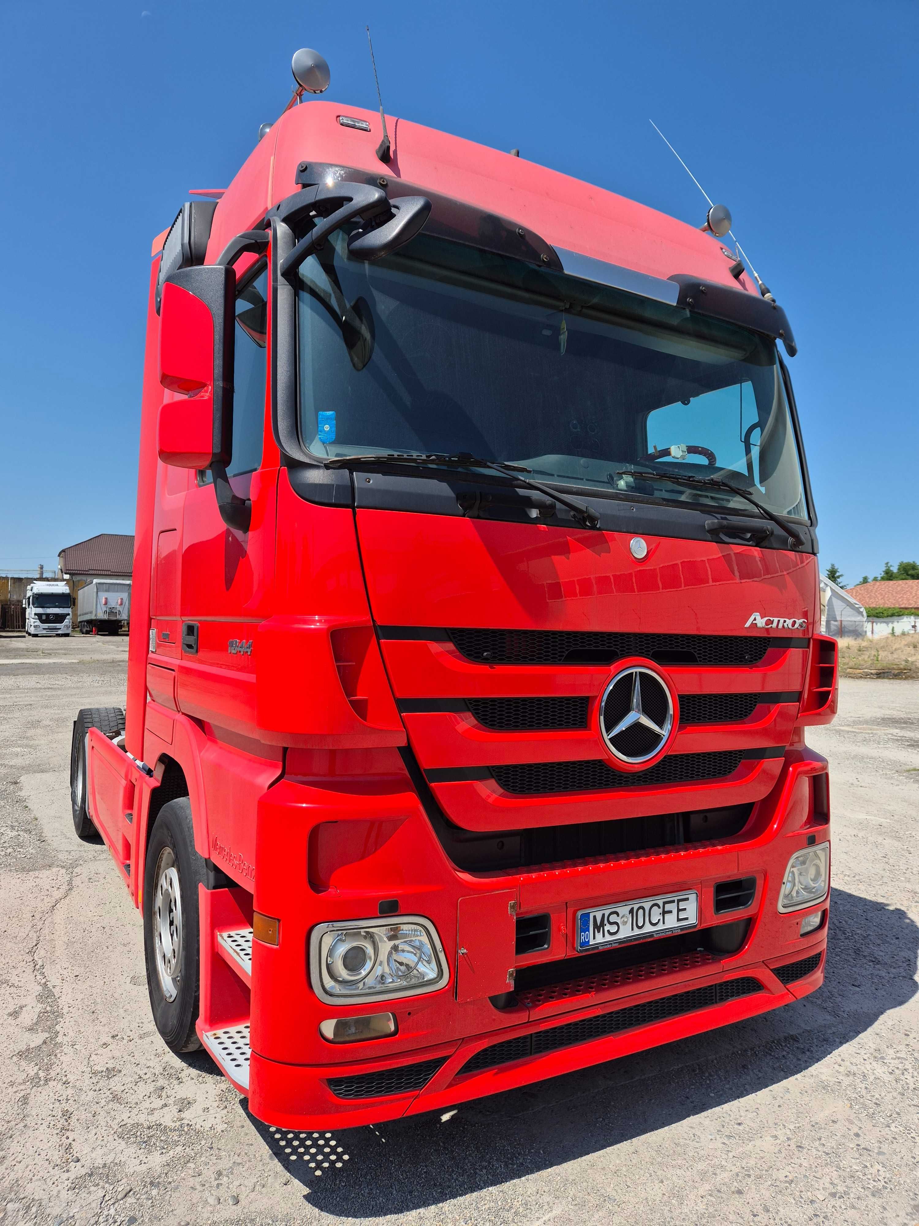 Vand cap tractor Mercedes Actros 1844
