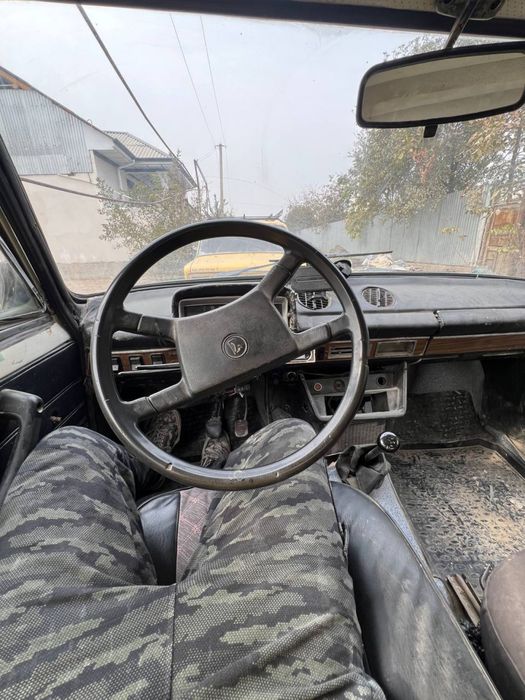 Vaz 2101 sotiladi