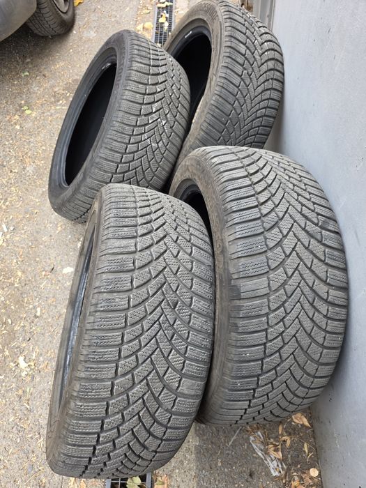 Зимни Гуми 225/50/17 Bridgestone  Blizzak LM005