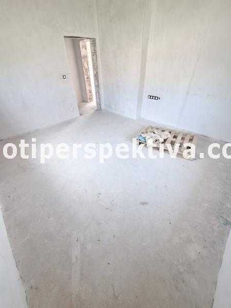 Продава се Къща в с. Войводиново, Област Пловдив - 156 кв.м за 1571 €/кв.м - Снимка #16