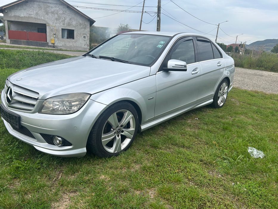 Oferta! Mercedes Benz c220 3400 €
