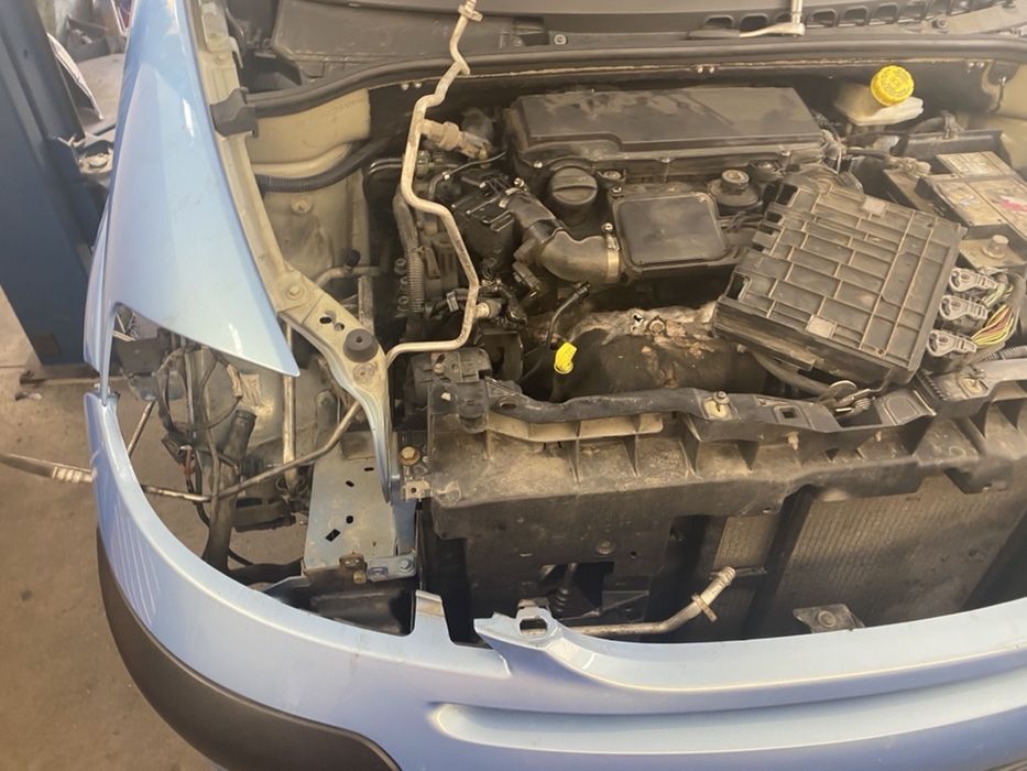 Зареждане на Автоклиматици и ремонт