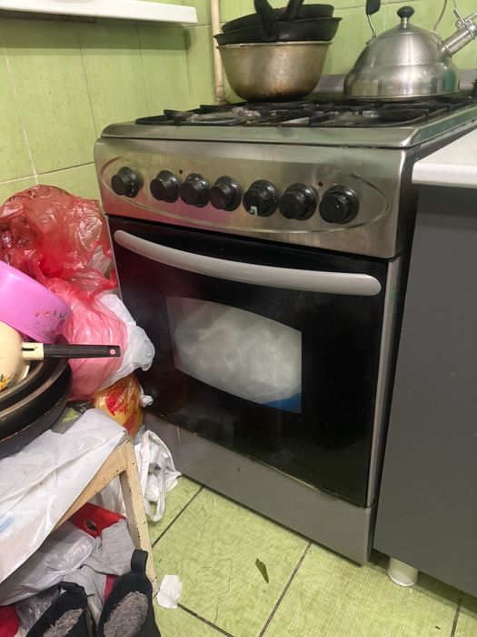 Продам газовую плиту 4 фазы