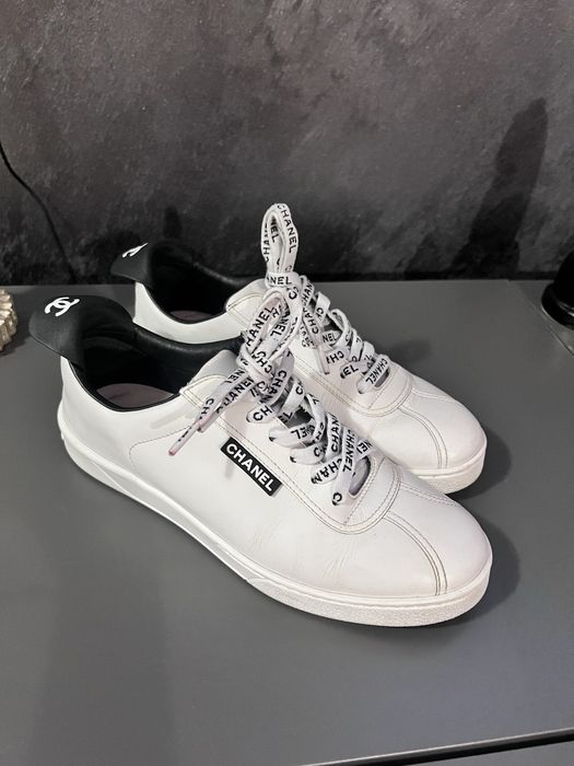 Adidasi Chanel dama