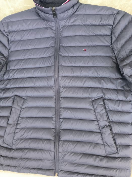 Tommy Hilfiger пухено яке L размер