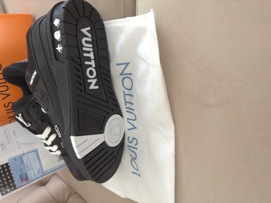 Sneakers Adidasi Louis Vuitton LV Track Black - Verificare COLET