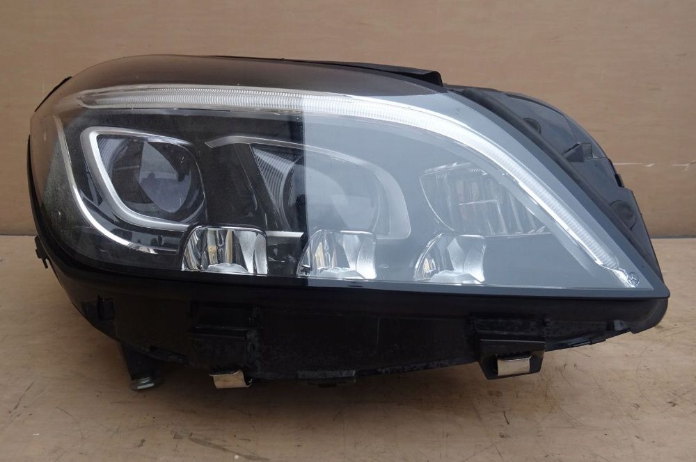 Mercedes Cls W218 far multibeam led stanga dreapta faruri full led ils