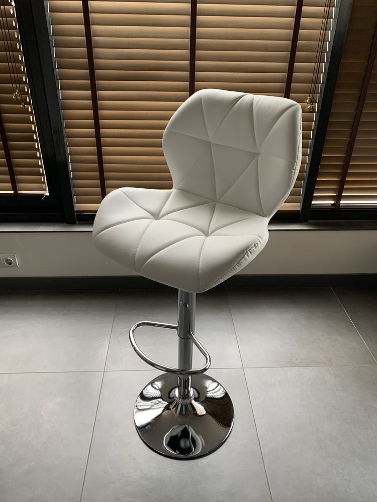 Бар Стол Avenue White– 24м гаранция и безплатна доставка до офис