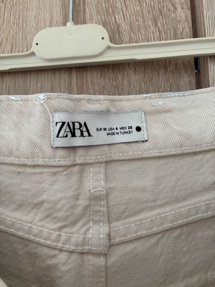 Ефектни дънки Zara / НОВИ