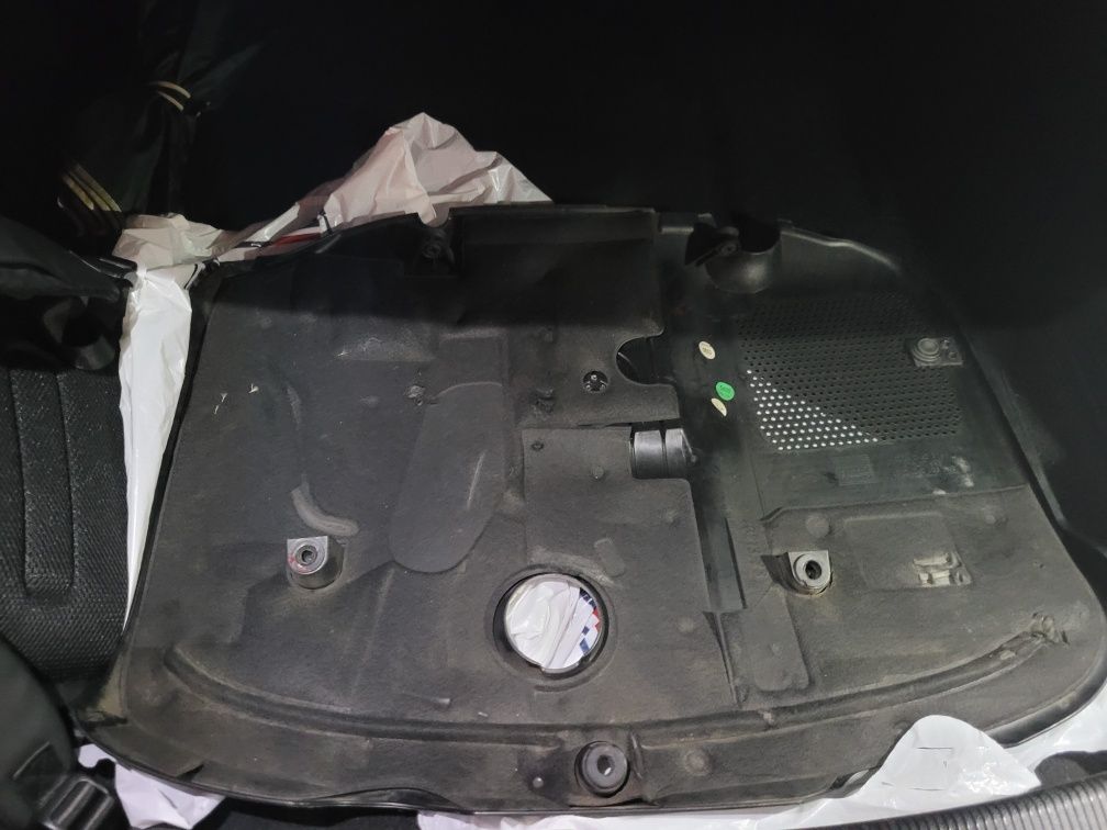 Capac motor Mercedes Eclass