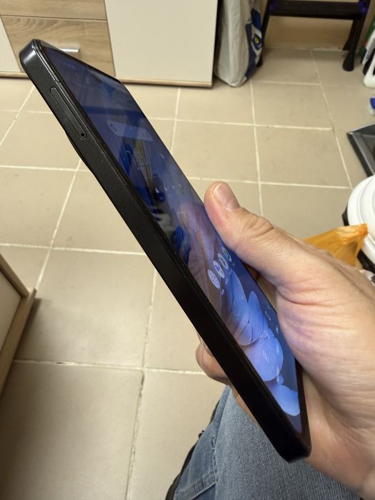 5G UG Phone U25 6/256gb - на 3 месеца, перфектен