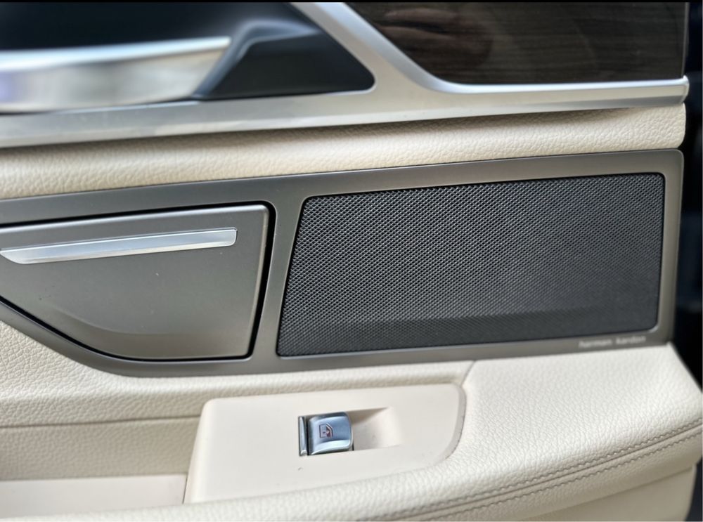 Bmw seria 730 2020 alb perlat M- pachet Xdrive