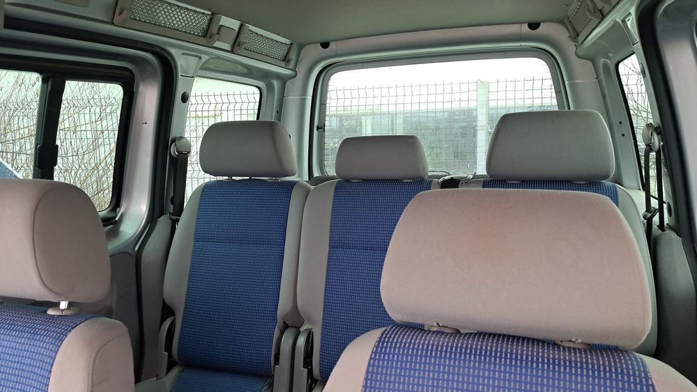 Vând Volkswagen caddy