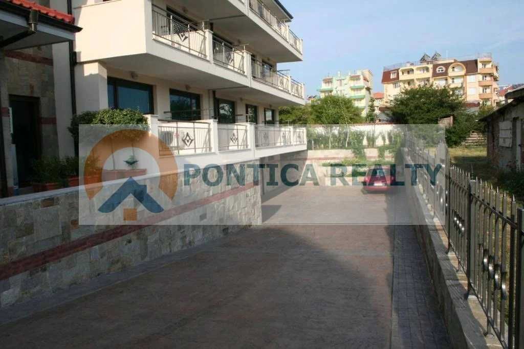 Ново студио в луксозен комплекс в Равда