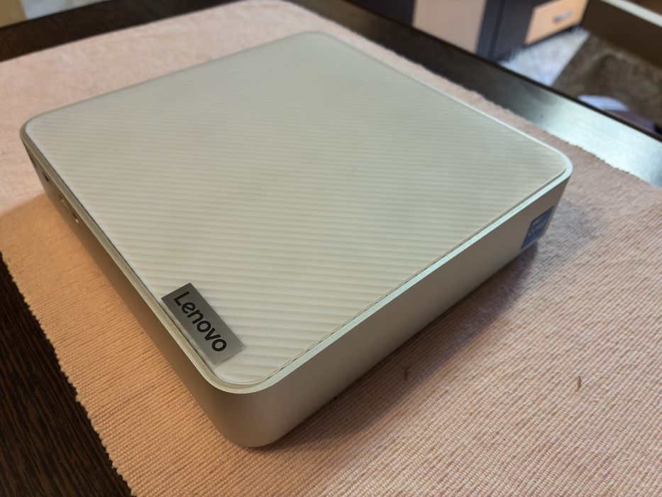 Lenovo IdeaCentre Mini PC i5 13500H 32gb ram wifi 6 garantie altex