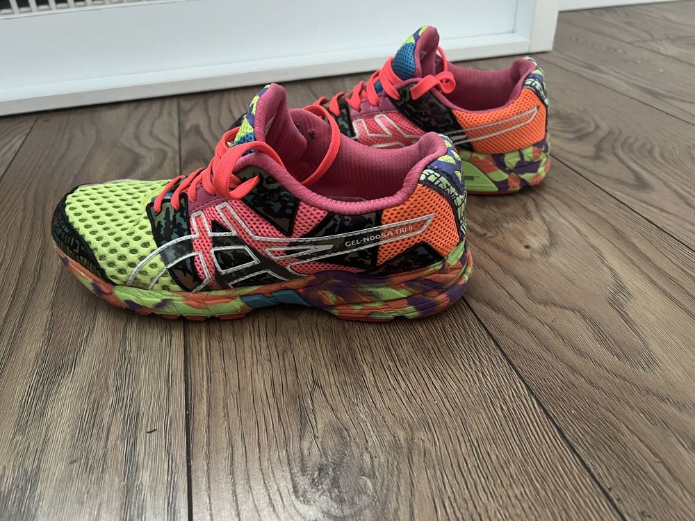 Asics Noosa,nr 39 (25cm),super pret!