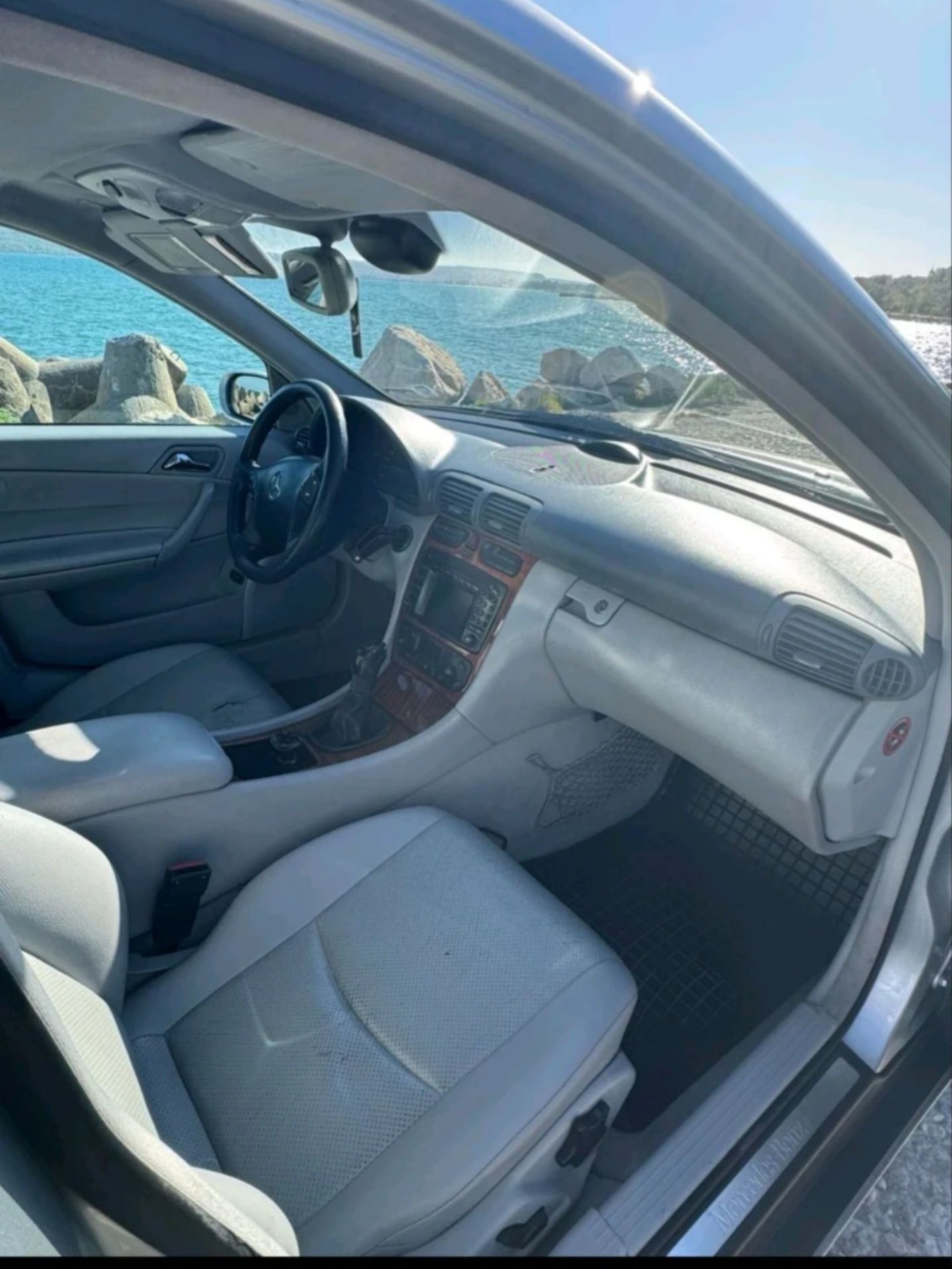 Mercedes-Benz C 240