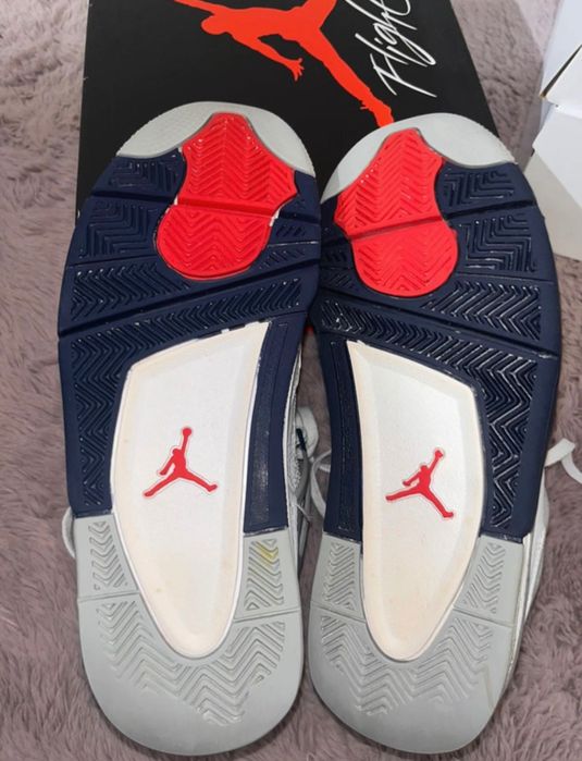 Jordan 4 Midnight Navy