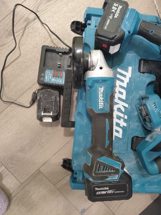 Винтоверт,ъглошлайф и перфоратор на Makita