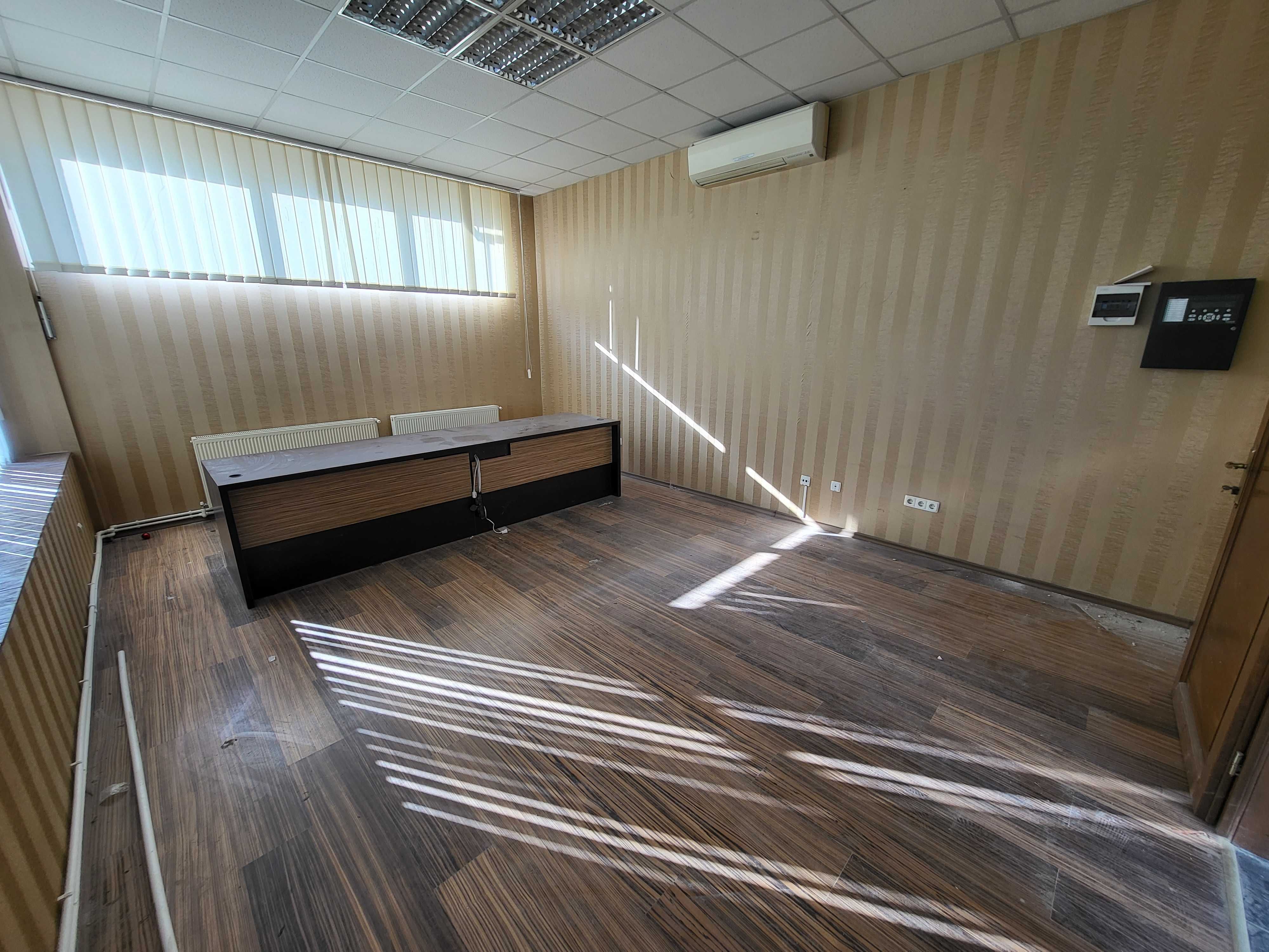 Spatiu comercial, langa Dedeman,Showroom ,hala depozitare,Magazin,