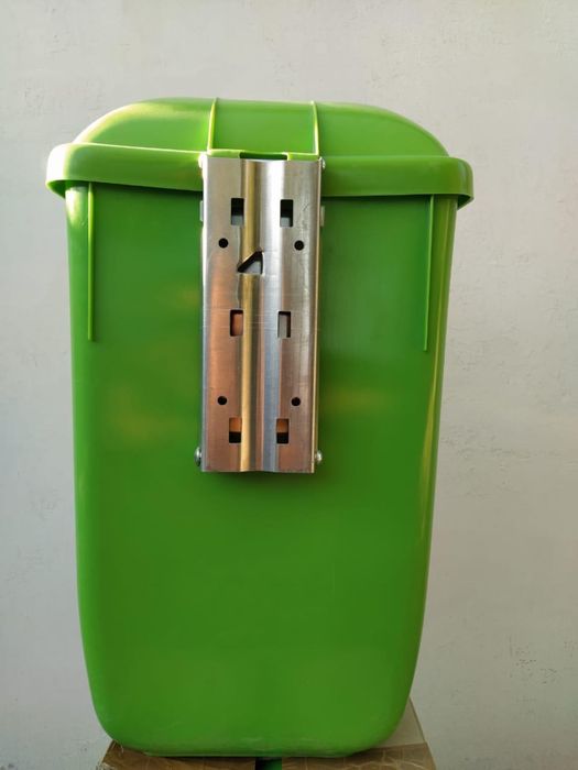 Продажа . Новое оборудование   .  , урны для мусора