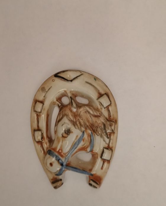 СРОЧНО ТОРГ Фарфоровая подкова .