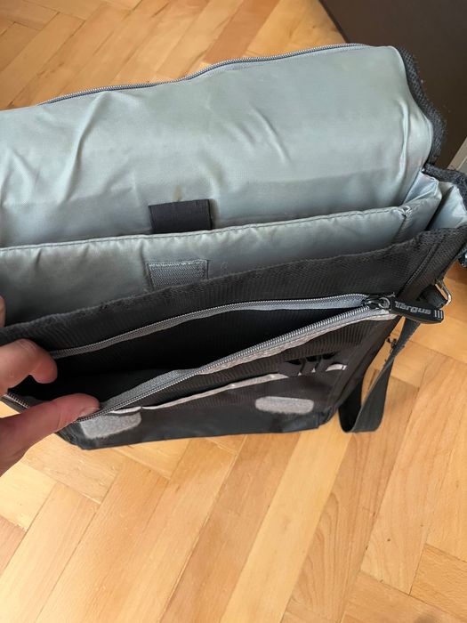 Чанта за лаптоп Targus