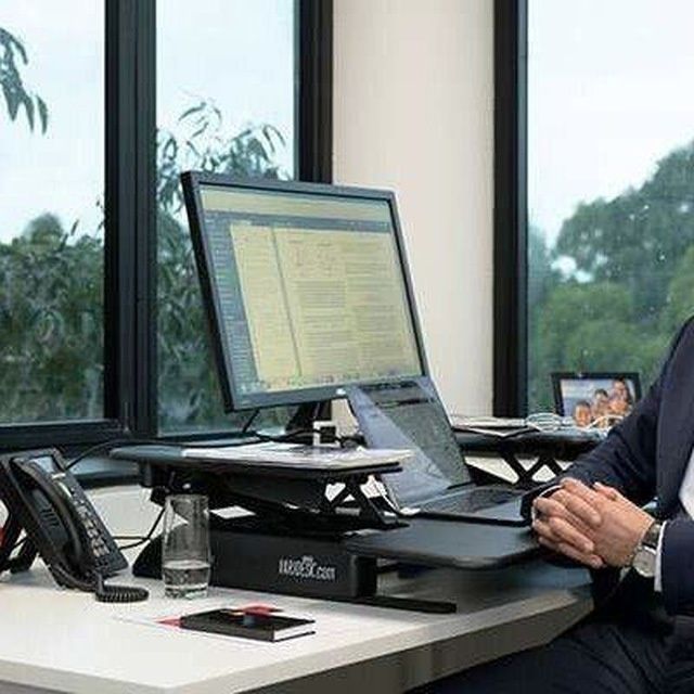 Uy sotiladi 4 etaj 2 xona