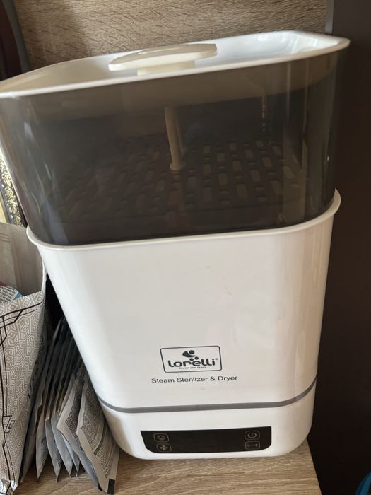 Електрически парен стерилизатор със сушилня Lorelli