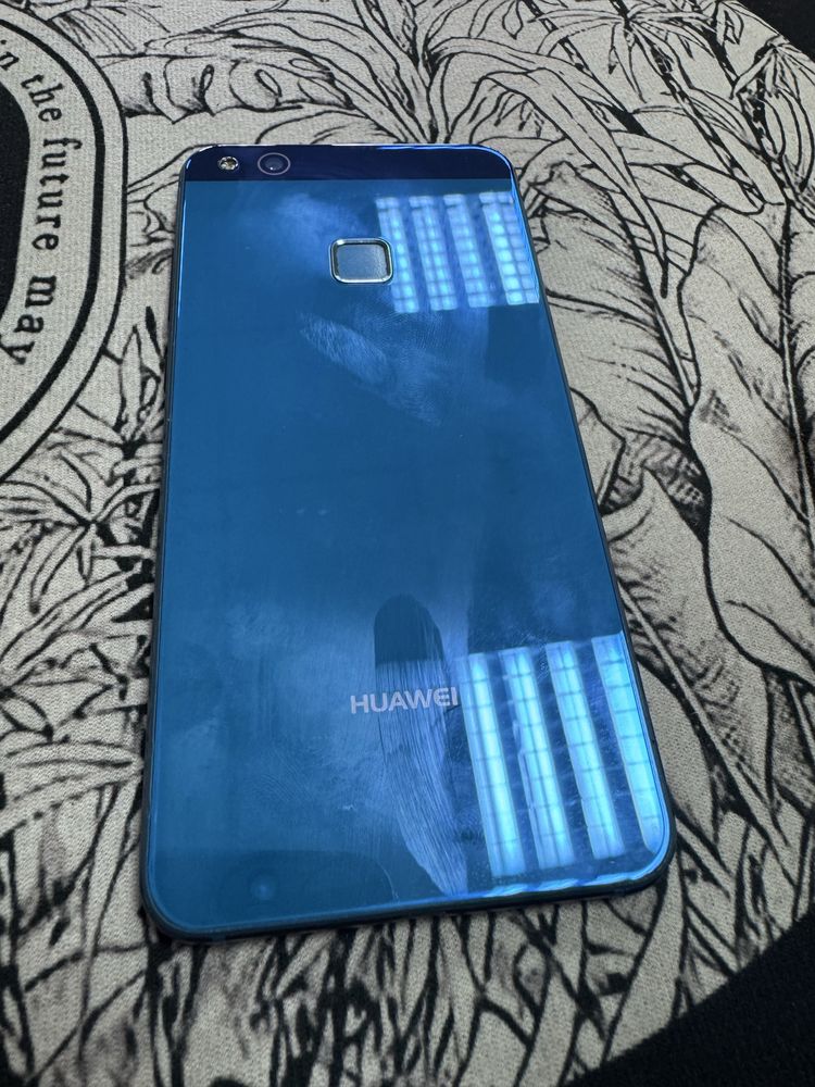 Huawei P10 Lite 3/32gb - отлични