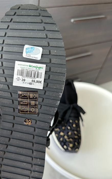 Дамски маратонки, номер 39 НОВИ!