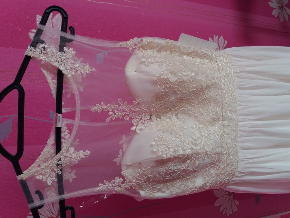 Свадебное платье.