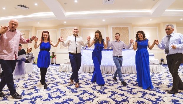 Formație de muzică live completă - folclor, manele - petrecere garantă