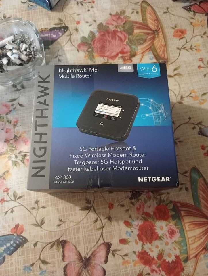 NETGEAR Nighthawk M5 5G WiFi 6 Mobile Router (MR5200) LTE