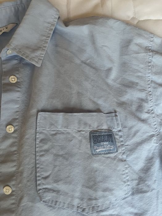 рубашка голубая укорочанная