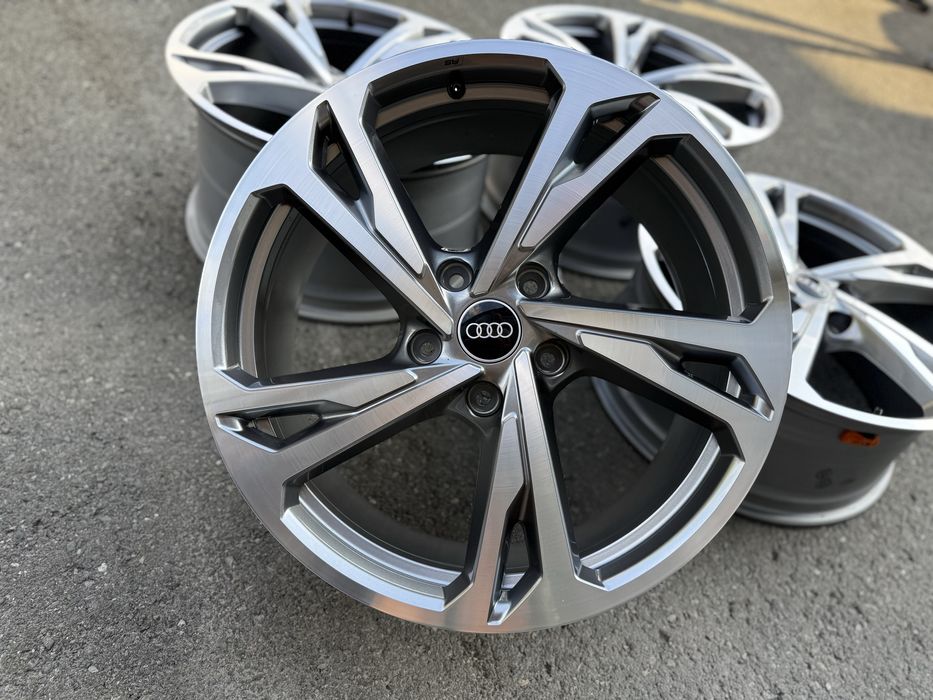 20цола Audi e-tron GT Ауди Е-трон Оригинални