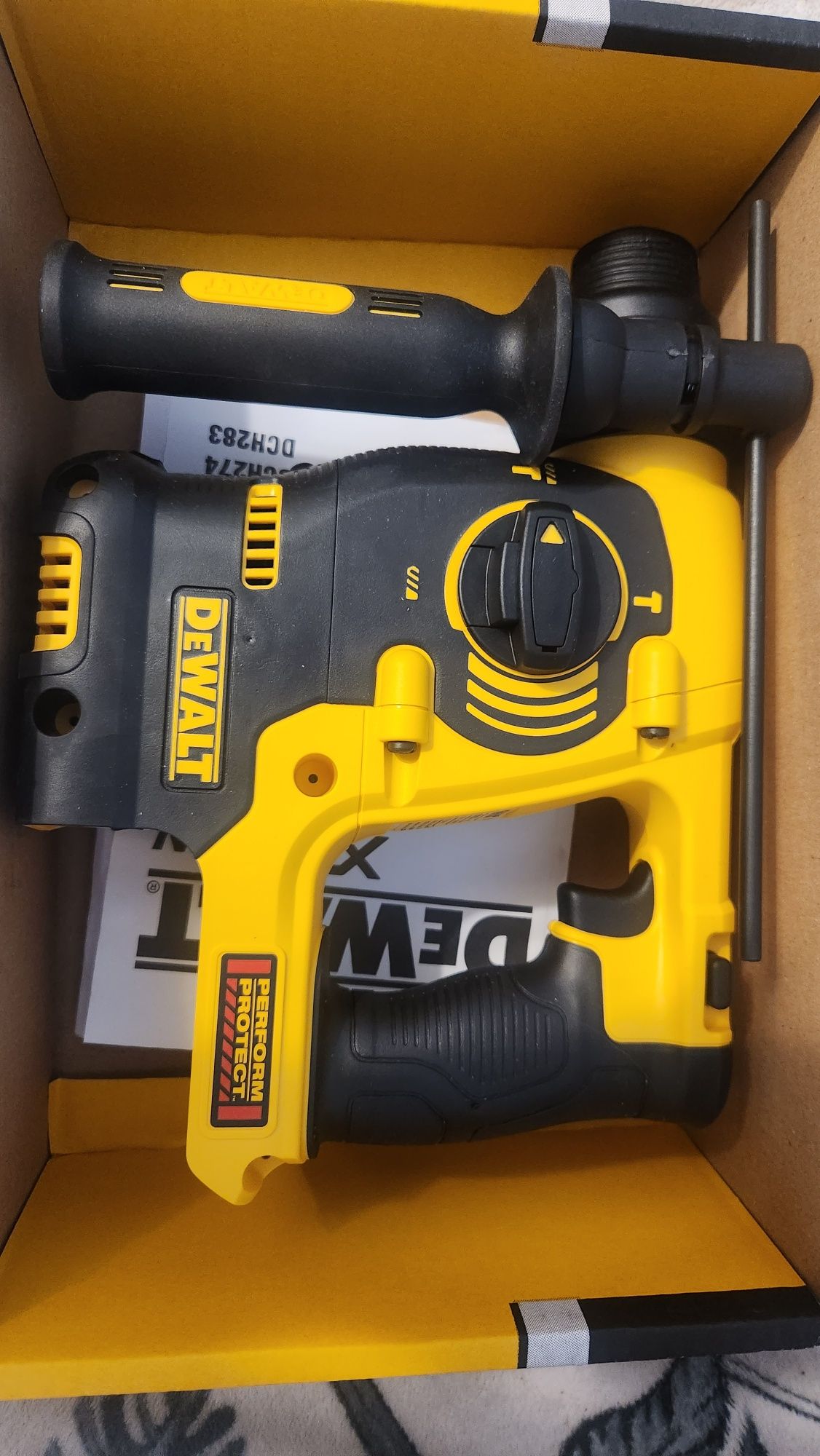 DeWALT DCH253N 18V XR SDS Plus
Nepoopatop