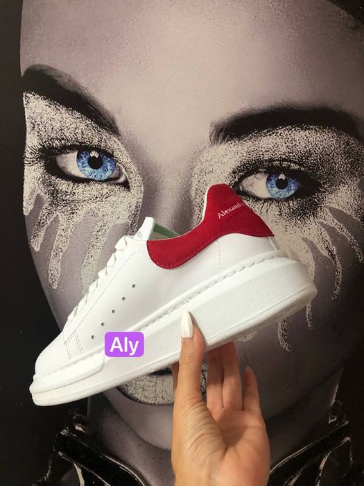 Adidasi dama Mcqueen