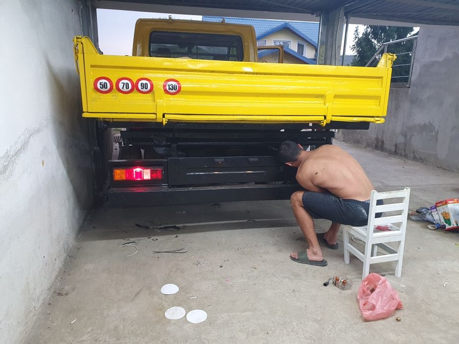 Vand Autoutilitara Mercedes