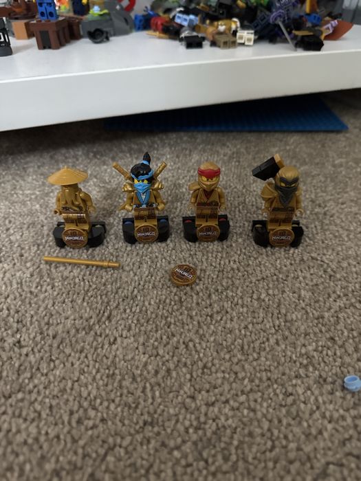 lego ninjago colectie 10 ani