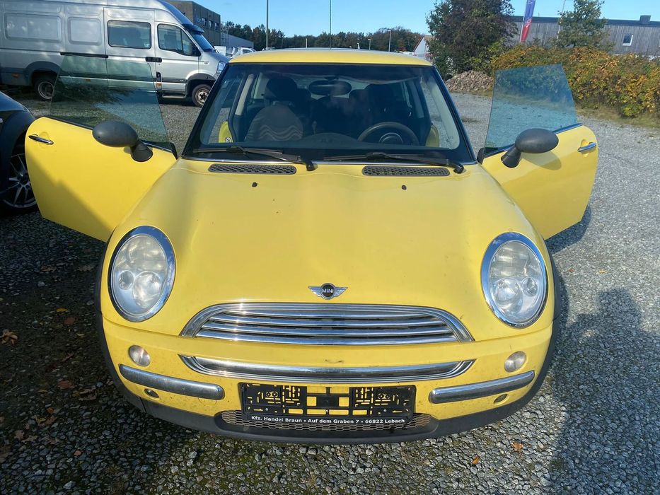 Mini ONE Adusa pe roti din Germania