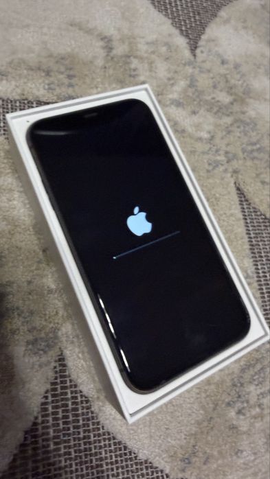 iPhone 11 black 128 гб