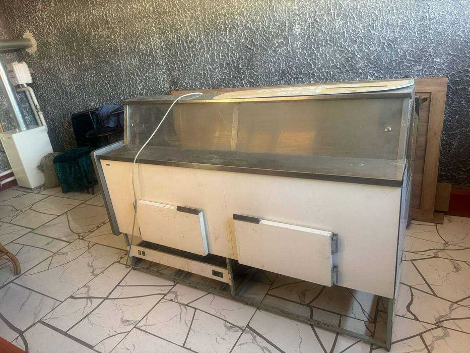 морозильник пивной витринный и печка для самсы